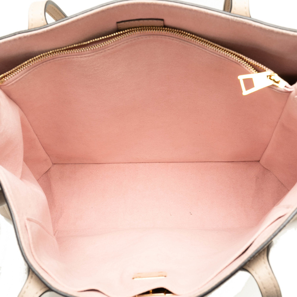 Pre-Loved Louis Vuitton Lockme Shopper - Picture 6 of 10